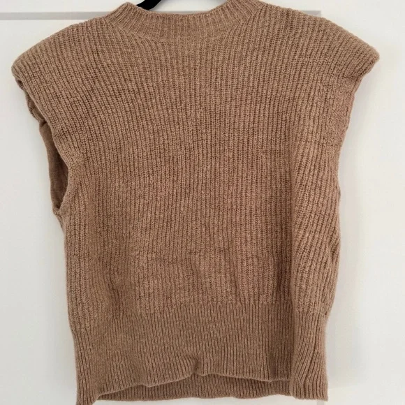 Aritzia Babaton Hazlitt Sweater Vest - Size S - Picture 3 of 10